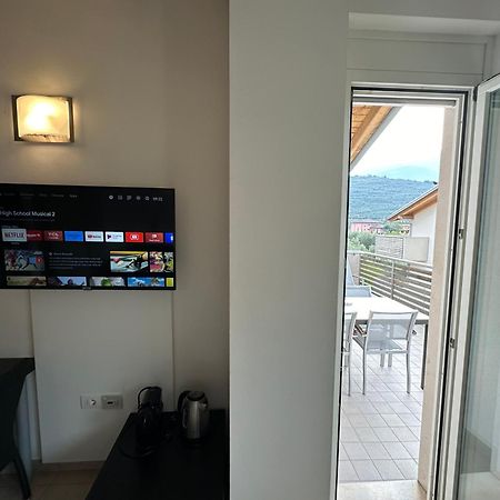 4 Limoni Apartment Resort Riva del Garda Bagian luar foto