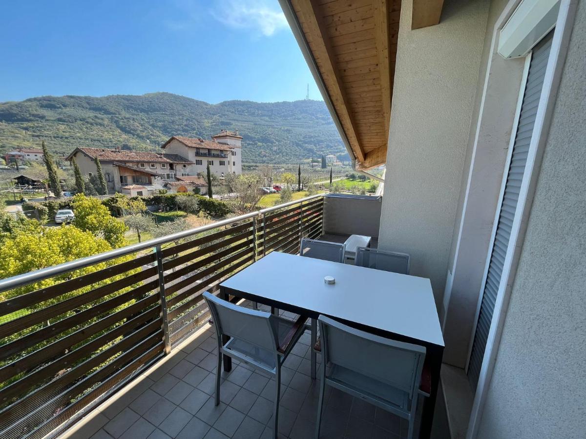 4 Limoni Apartment Resort Riva del Garda Bagian luar foto