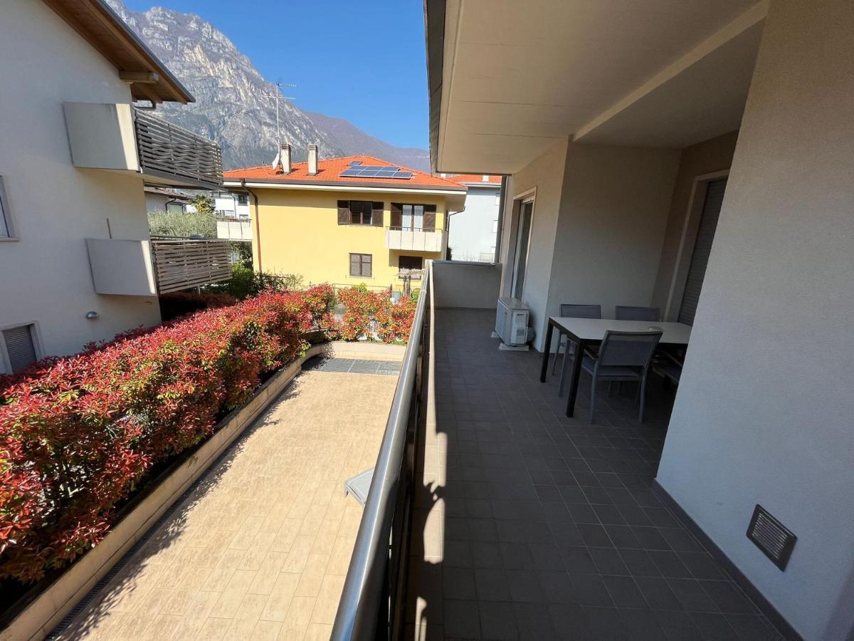 4 Limoni Apartment Resort Riva del Garda Bagian luar foto