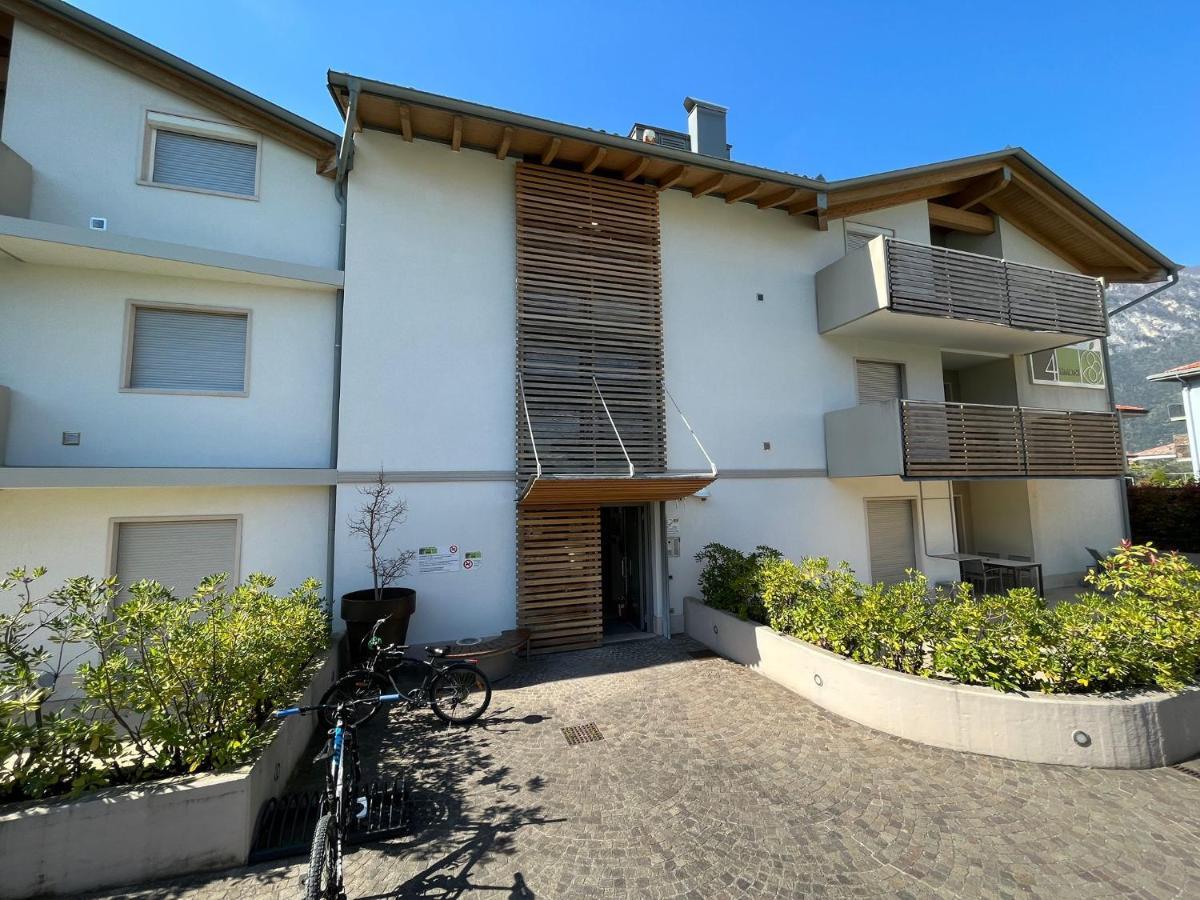 4 Limoni Apartment Resort Riva del Garda Bagian luar foto