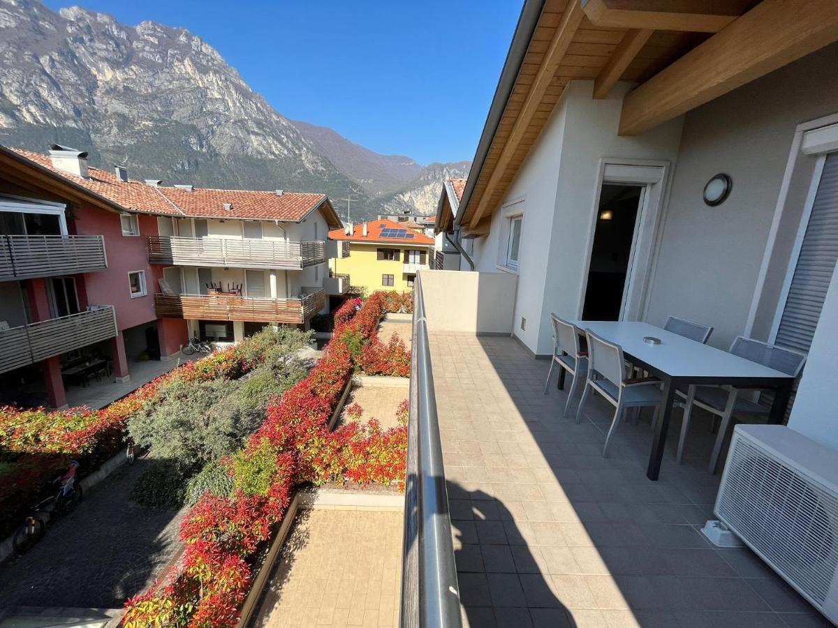 4 Limoni Apartment Resort Riva del Garda Bagian luar foto