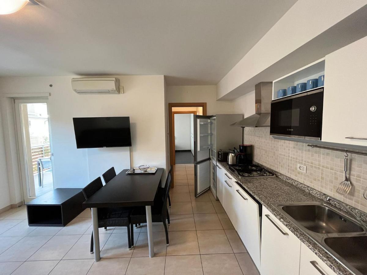 4 Limoni Apartment Resort Riva del Garda Bagian luar foto