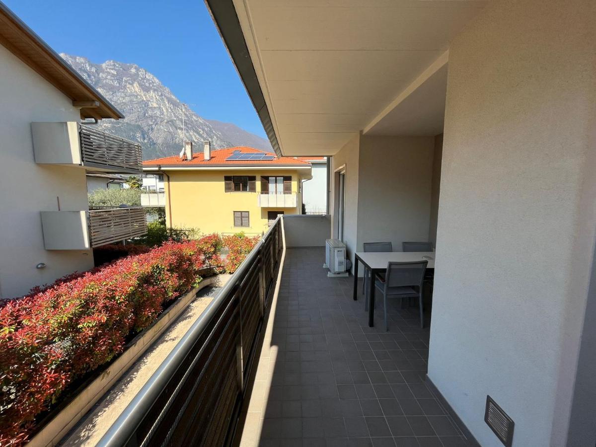 4 Limoni Apartment Resort Riva del Garda Bagian luar foto