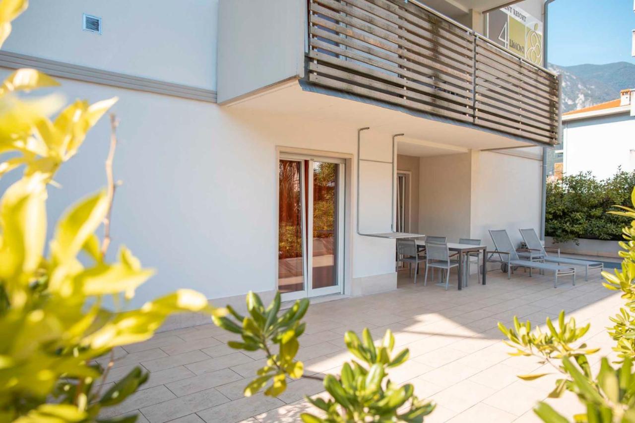 4 Limoni Apartment Resort Riva del Garda Bagian luar foto